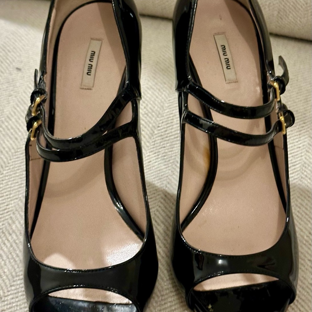 Miu Miu Black Patent Leather Strappy Open Toe Heels - Picture 3 of 16